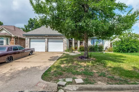 6004 Fern Meadow Rd, Arlington, TX 76017