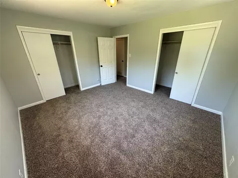 1715 Raylene Dr, Cleburne, TX 76033 photo 5