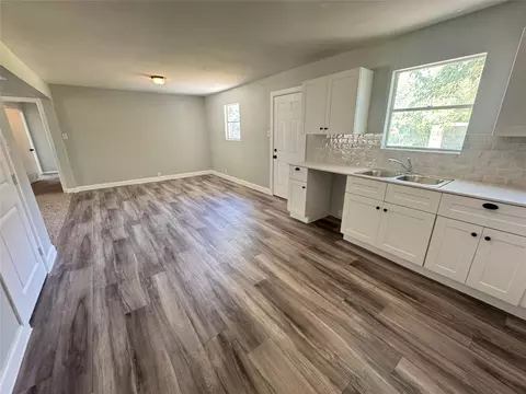 1715 Raylene Dr, Cleburne, TX 76033 photo 17