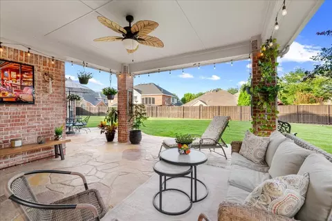 9610 Broadmoor Ln, Rowlett, TX 75089