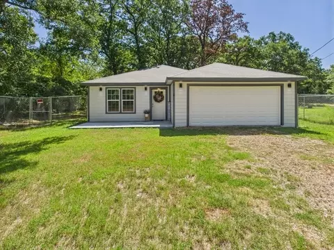 143 Kanawka Rd, Mabank, TX 75156