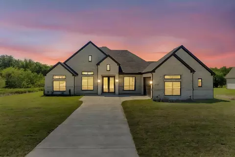 4217 Southern Oaks Dr, Royse City, TX 75189