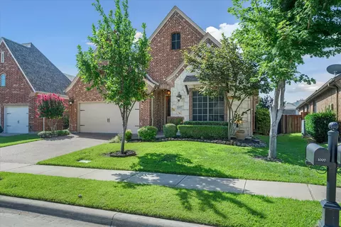 1007 Somerset Cir, Forney, TX 75126