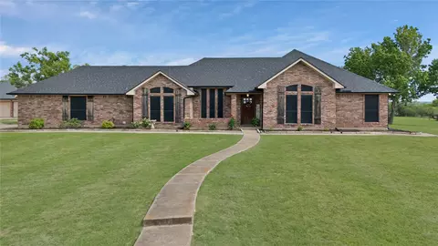 125 Hillridge Ln, Maypearl, TX 76064