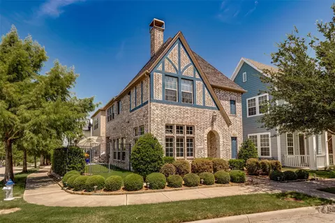 2205 Cardinal Blvd, Carrollton, TX 75010