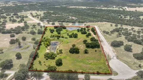 1005 Sanctuary Dr, Tolar, TX 76476
