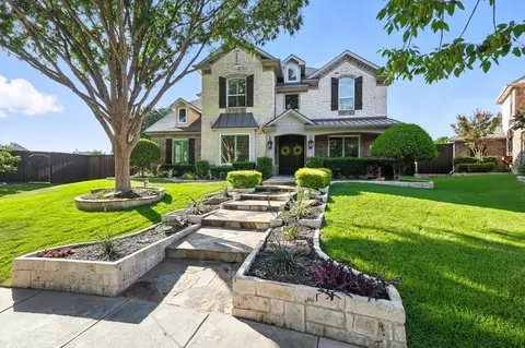816 Oxford Ct, Lewisville, TX 75056