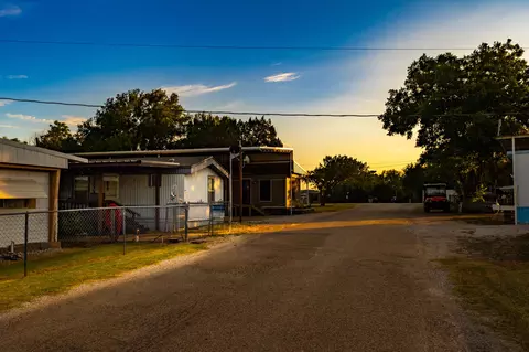 4705 Fox Hollow Rd #30, Graham, TX 76450
