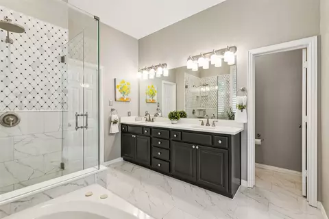 Bath - 681 Willowview Dr, Prosper, TX 75078 photo 4 of 6