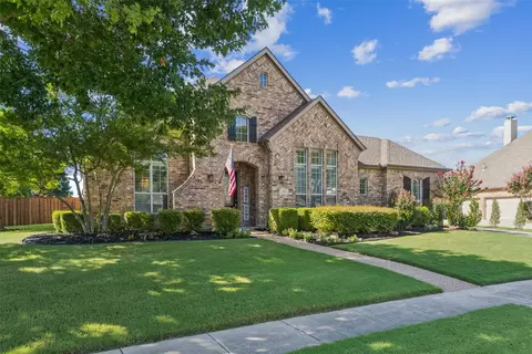 Exterior - 681 Willowview Dr, Prosper, TX 75078 photo 3 of 8