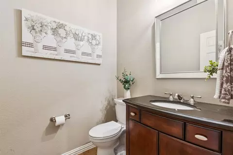 Bath - 681 Willowview Dr, Prosper, TX 75078 photo 5 of 6