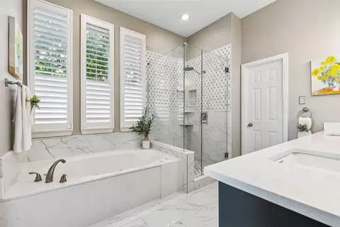 Bath - 681 Willowview Dr, Prosper, TX 75078 photo 2 of 6