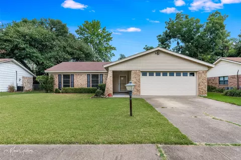 414 Wellington Ct, Shreveport, LA 71115