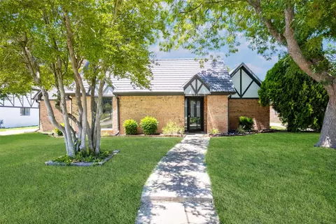 3209 Bandolino Ln, Plano, TX 75075