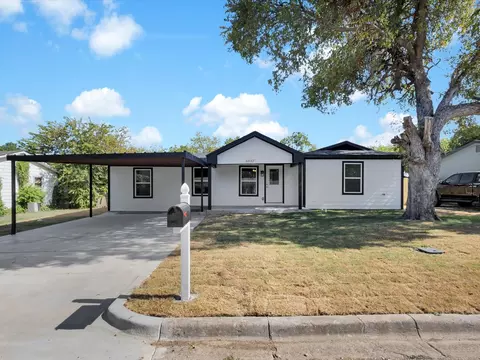 6032 Yeary St, Lake Worth, TX 76135