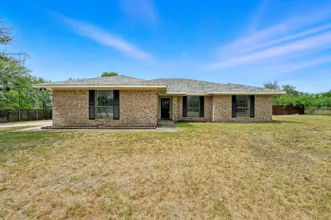 602 Valley Trail Dr, Weatherford, TX 76087