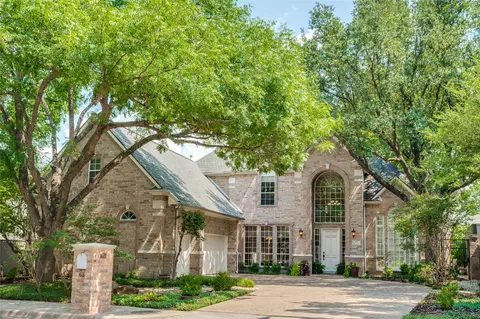 63 Downs Lake Cir, Dallas, TX 75230