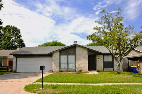 6017 Nanci Dr, Watauga, TX 76148
