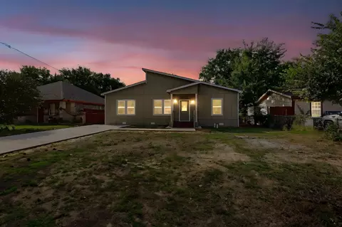 326 Adams St, Wilmer, TX 75172