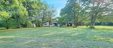 108 County Road 1102, Streetman, TX 75859