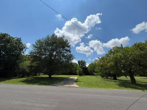 515 Lybrand St, Wills Point, TX 75169