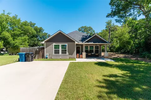 925 W Munson St, Denison, TX 75020