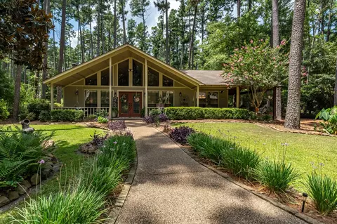 177 Pine Wood Gln, Holly Lake Ranch, TX 75765