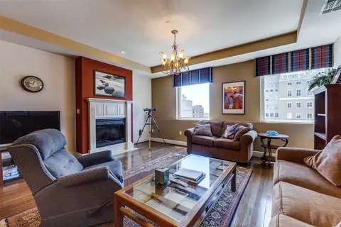 1505 Elm St #1401, Dallas, TX 75201