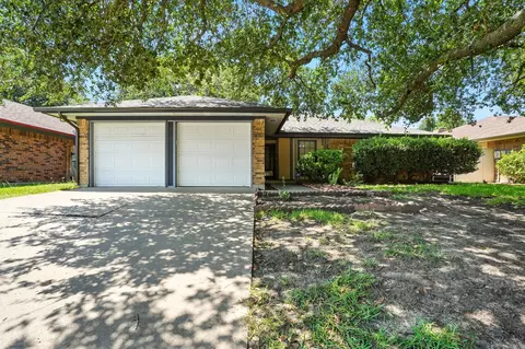 7928 Camelot Rd, Fort Worth, TX 76134