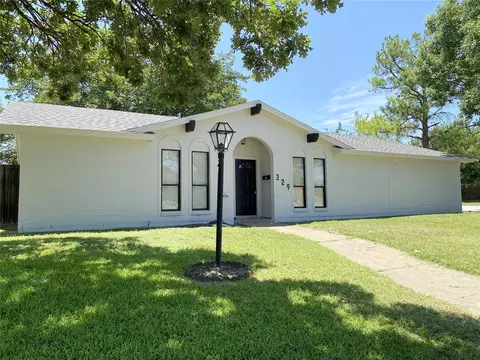 329 Linda Dr, Burleson, TX 76028
