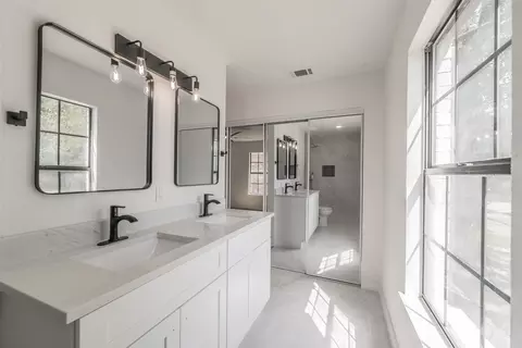 1543 Hancock Dr, Mesquite, TX 75149