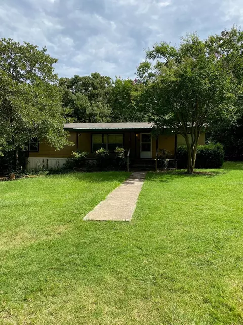 7124 Timber Rd, Alvarado, TX 76009