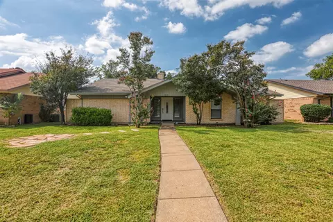 1034 Holland Dr, Garland, TX 75040