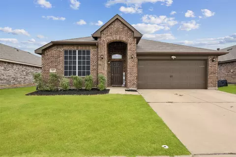 417 Brasenose St, Crowley, TX 76036