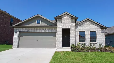 521 Pendleton Ave, Keene, TX 76059