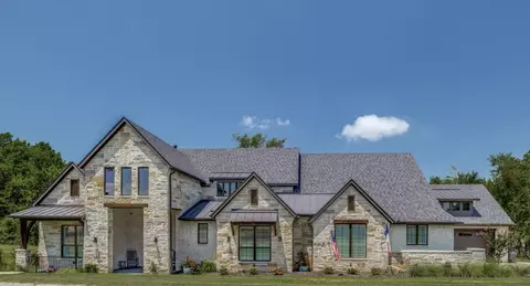 574 Coffee Cir, Pottsboro, TX 75076