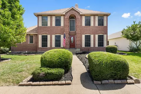 2726 Kingsbury Dr, Garland, TX 75040