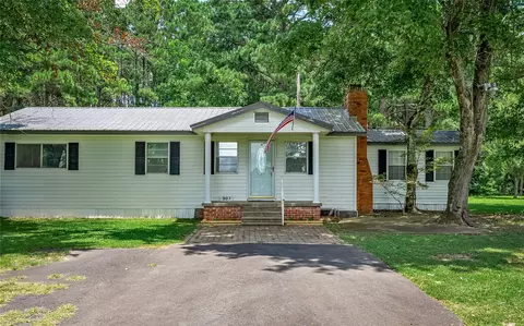 Exterior - 907 Fuller St, Doyline, LA 71023 photo 7 of 7