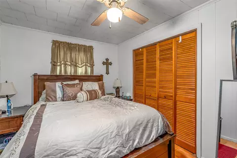 Bedroom - 907 Fuller St, Doyline, LA 71023 photo 3 of 3