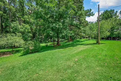 Exterior - 907 Fuller St, Doyline, LA 71023 photo 5 of 7