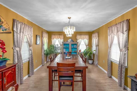 Dining - 907 Fuller St, Doyline, LA 71023 photo 1 of 1