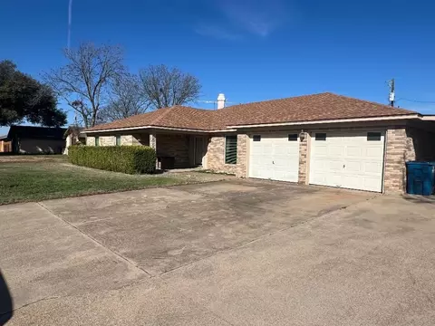 104 W Highland Dr, Whitney, TX 76692