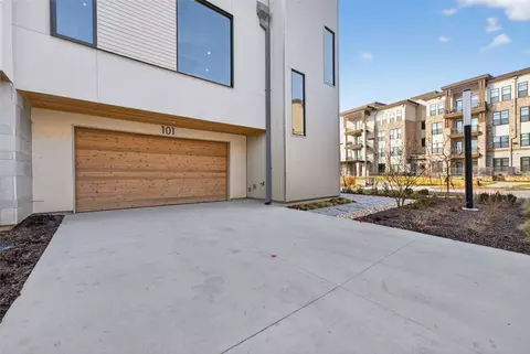 1111 Raiford Rd #101, Carrollton, TX 75007