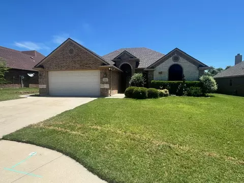 305 Jade Ln, Weatherford, TX 76086