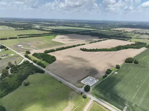 201 Pr 33, Trenton, TX 75490