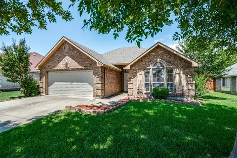 705 Grandview Ave, Seagoville, TX 75159