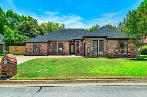 506 Giltin Dr, Arlington, TX 76006