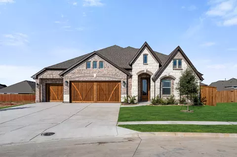 2205 Prestwick Dr, Royse City, TX 75189