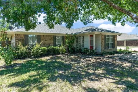 3313 Mitchell St, Greenville, TX 75402