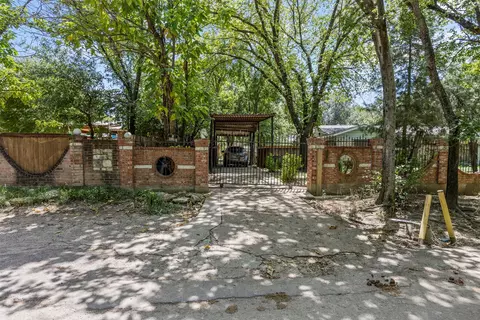 1152 Elva Warren St, Fort Worth, TX 76115